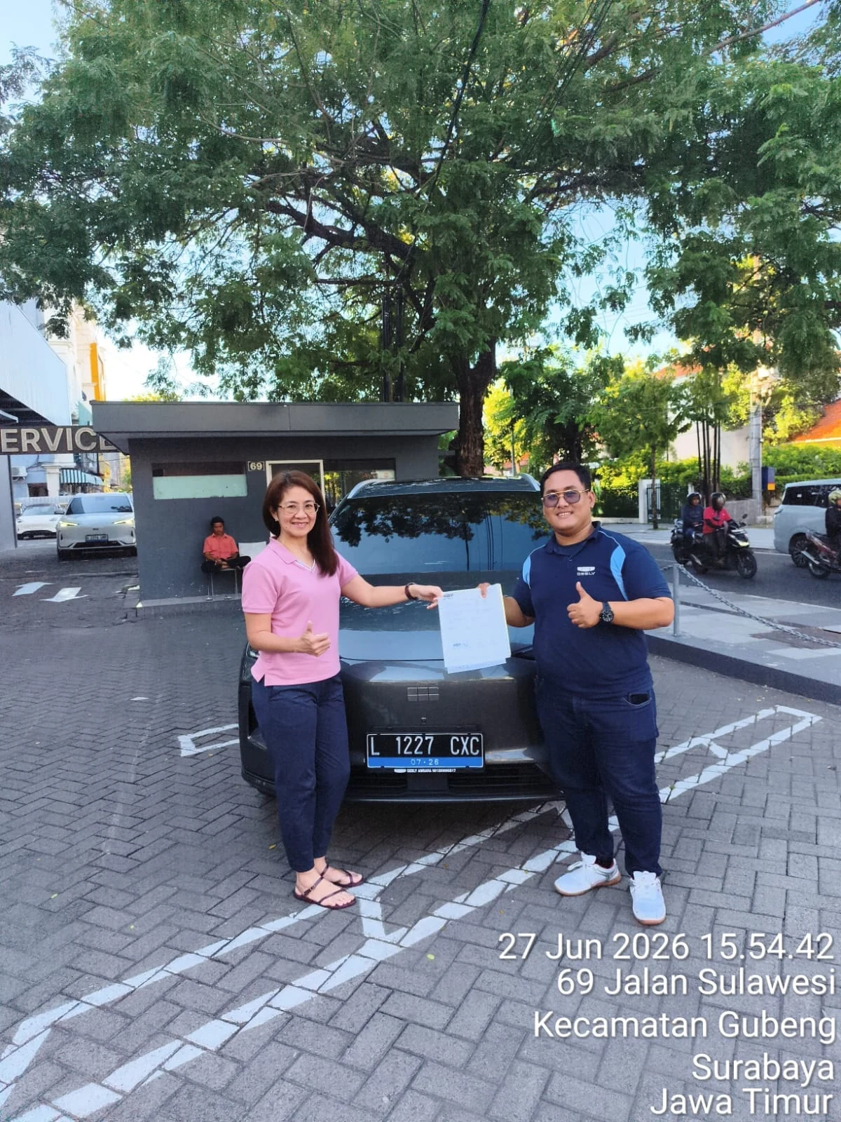 Dokumentasi serah terima unit Geely Ambara Gubeng Surabaya