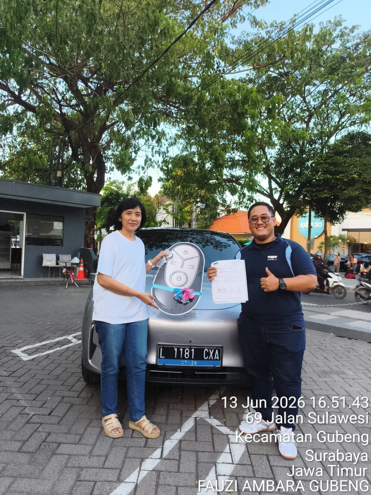 Dokumentasi serah terima unit Geely Ambara Gubeng Surabaya